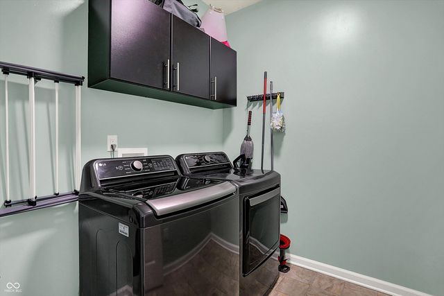 8171 Brookville Way, Avon, IN 46123