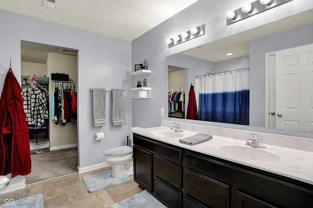 8171 Brookville Way, Avon, IN 46123