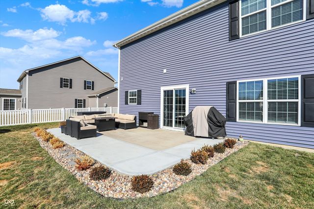 8171 Brookville Way, Avon, IN 46123