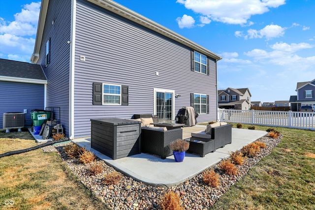 8171 Brookville Way, Avon, IN 46123