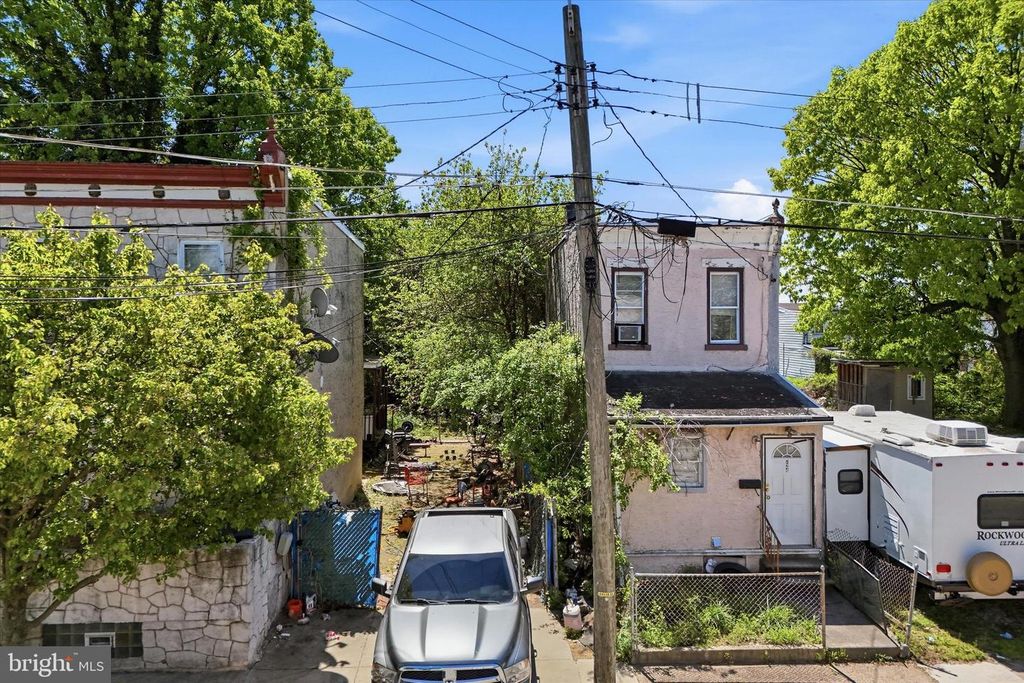 728 RAMONA GONZALEZ ST, Camden, NJ 08103