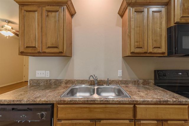 1018 SW 92nd Street, Oklahoma City, OK 73139