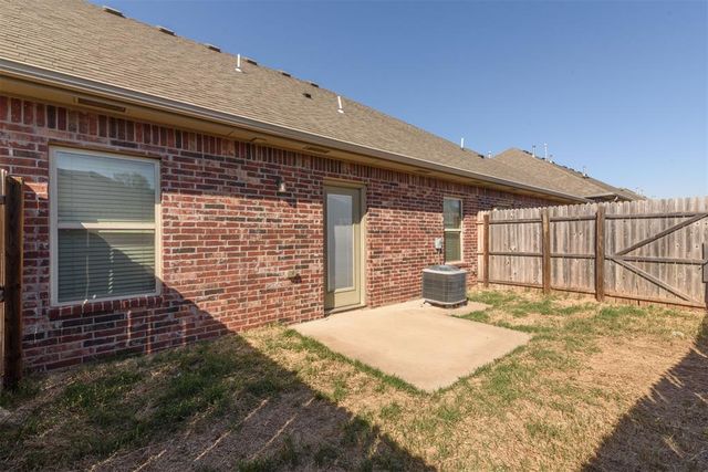 1018 SW 92nd Street, Oklahoma City, OK 73139