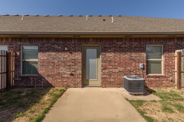 1018 SW 92nd Street, Oklahoma City, OK 73139