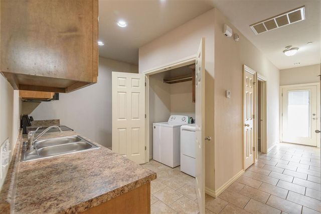 1018 SW 92nd Street, Oklahoma City, OK 73139