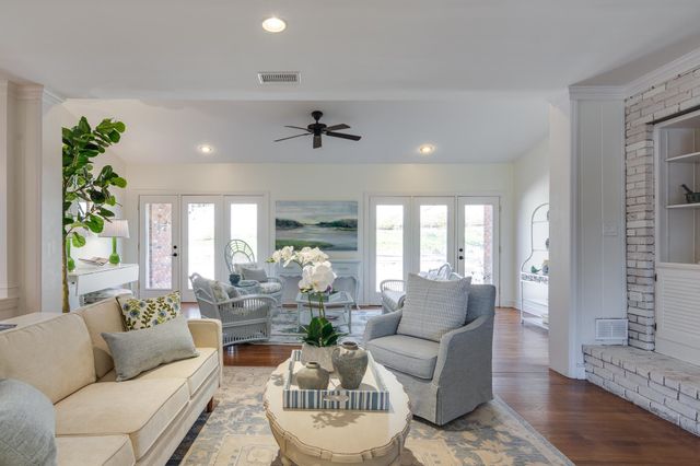 5264 S ANGELA ST, Memphis, TN 38120