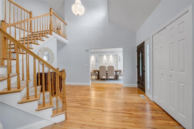 43 Barrow Court, Huntington, NY 11743