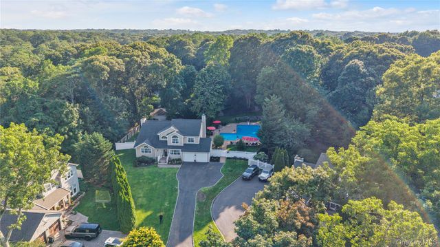 43 Barrow Court, Huntington, NY 11743