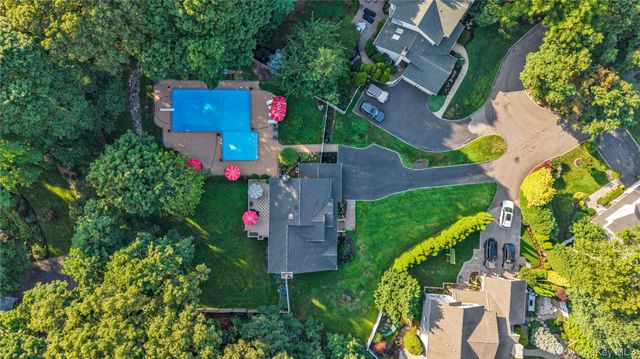 43 Barrow Court, Huntington, NY 11743