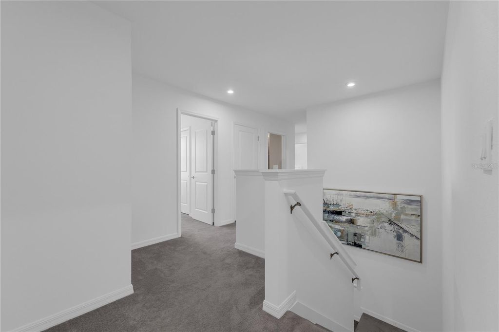 Image 20 of property listing at 5459 MEADOW WALK DRIVE, Davenport, FL 33837