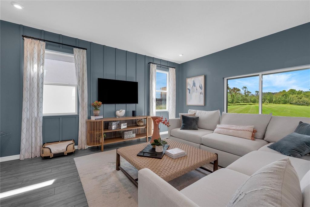 Image 5 of property listing at 5459 MEADOW WALK DRIVE, Davenport, FL 33837