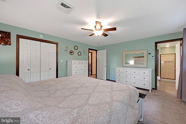 843 DOUGLAS DR, Lititz, PA 17543
