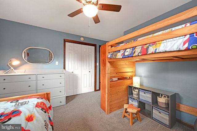 843 DOUGLAS DR, Lititz, PA 17543