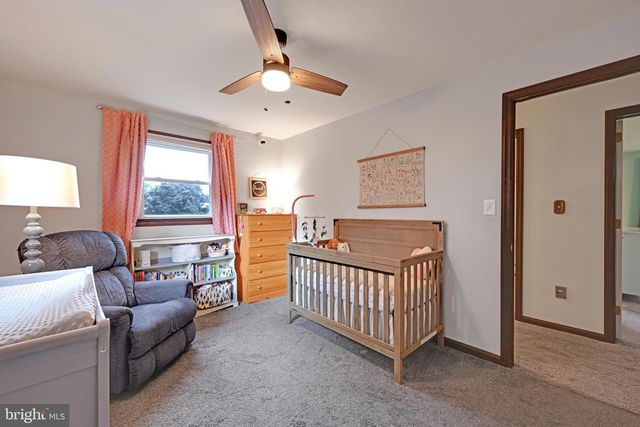 843 DOUGLAS DR, Lititz, PA 17543