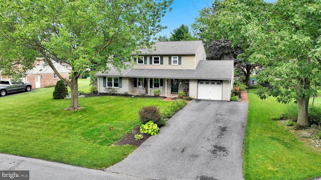 843 DOUGLAS DR, Lititz, PA 17543