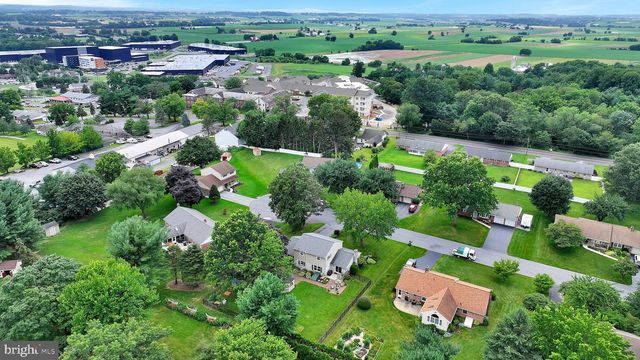 843 DOUGLAS DR, Lititz, PA 17543