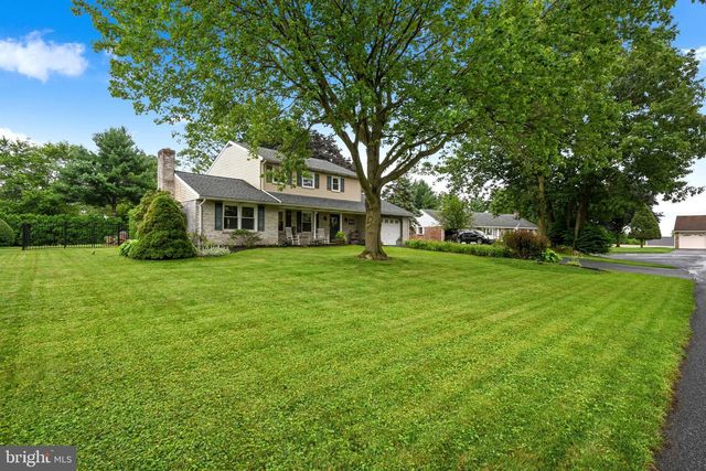 843 DOUGLAS DR, Lititz, PA 17543