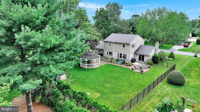 843 DOUGLAS DR, Lititz, PA 17543