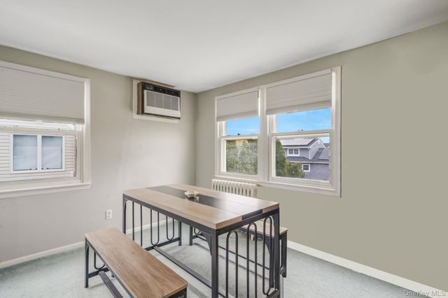 580 Center Briarwood Avenue, West Islip, NY 11795