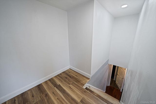 580 Center Briarwood Avenue, West Islip, NY 11795