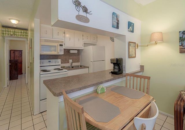 8567 W GULF BOULEVARD 3N, St Petersburg, FL 33706