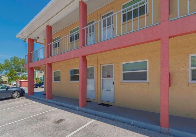 8567 W GULF BOULEVARD 3N, St Petersburg, FL 33706