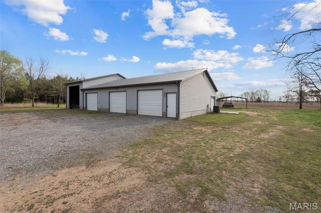 444 County Highway 505, Benton, MO 63736