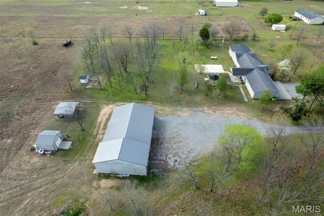 444 County Highway 505, Benton, MO 63736