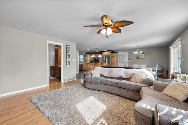 444 County Highway 505, Benton, MO 63736