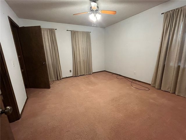 507 Dalewood Court, Russellville, AR 72801