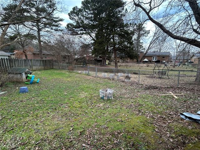 507 Dalewood Court, Russellville, AR 72801