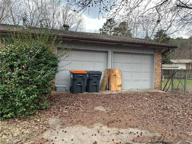 507 Dalewood Court, Russellville, AR 72801