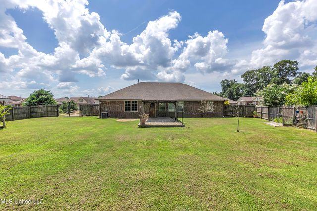 7762 Brierfield Drive, Southaven, MS 38672