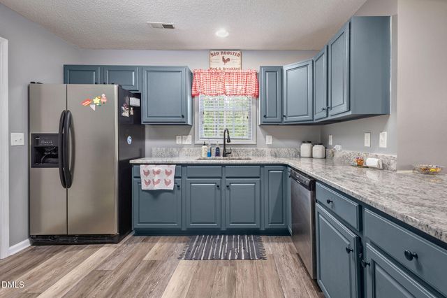 435 Clearwater Harbor, Sanford, NC 27332