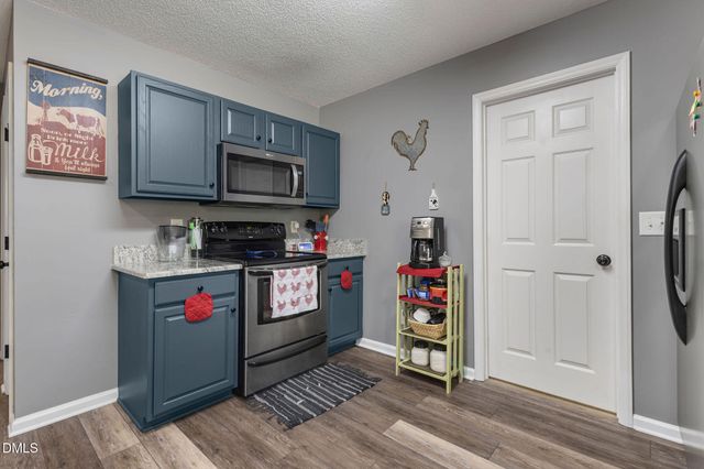 435 Clearwater Harbor, Sanford, NC 27332