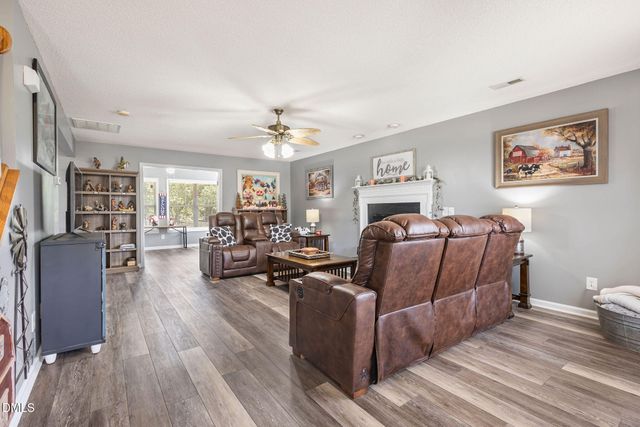 435 Clearwater Harbor, Sanford, NC 27332