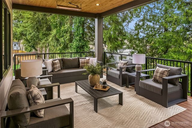 1706 111th Avenue NE, Bellevue, WA 98004