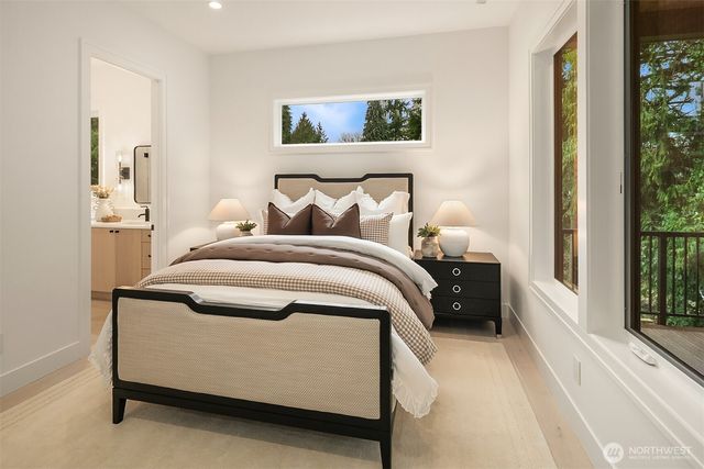 1706 111th Avenue NE, Bellevue, WA 98004