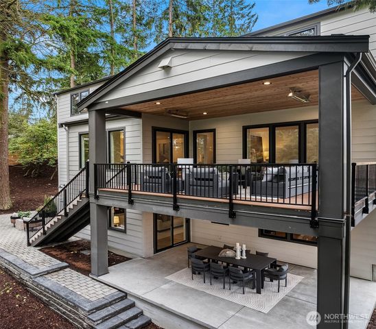 1706 111th Avenue NE, Bellevue, WA 98004