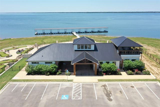 300 Shores Drive, Honey Grove, TX 75446