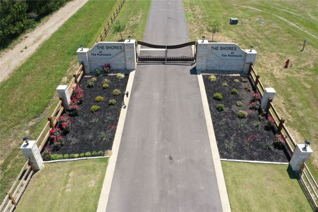 300 Shores Drive, Honey Grove, TX 75446