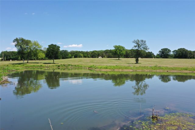 300 Shores Drive, Honey Grove, TX 75446