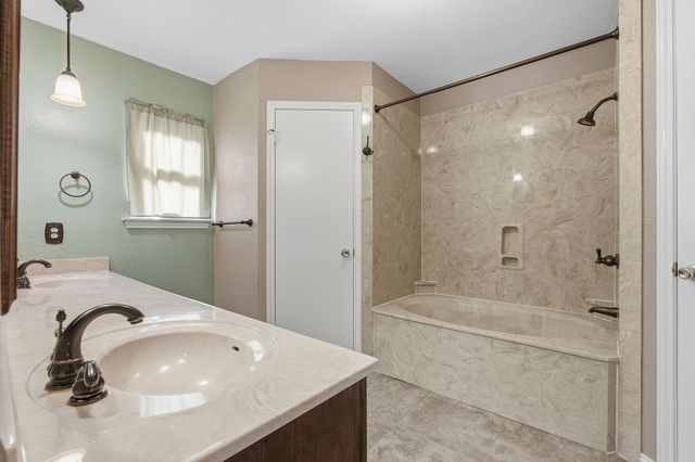 9705 Woodshire DR, Austin, TX 78748