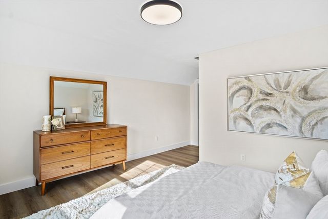 10 Baiting Brook Lane 67, Worcester, MA 01609