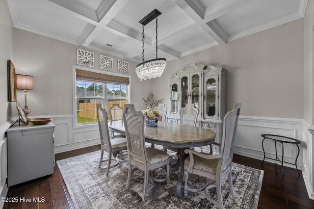 852 Dynasty Drive, Jacksonville, NC 28546