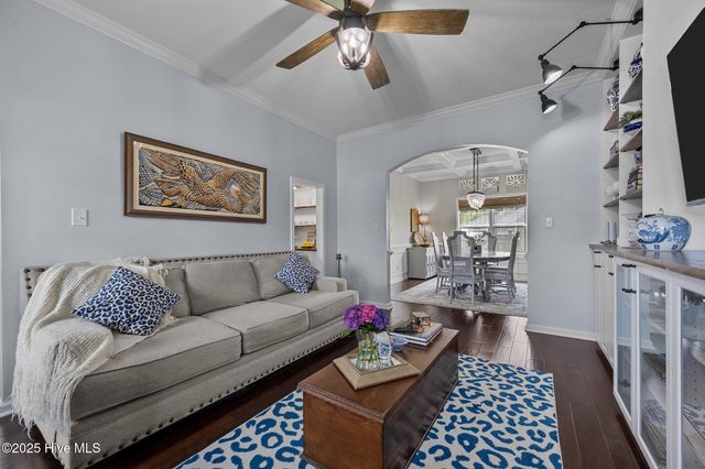 852 Dynasty Drive, Jacksonville, NC 28546
