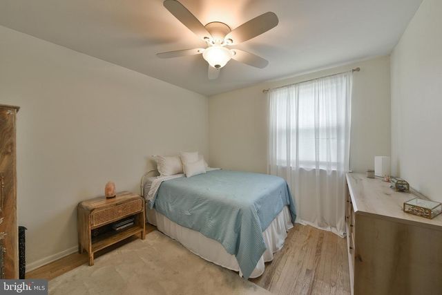 3137 DRAPER ST, Philadelphia, PA 19136
