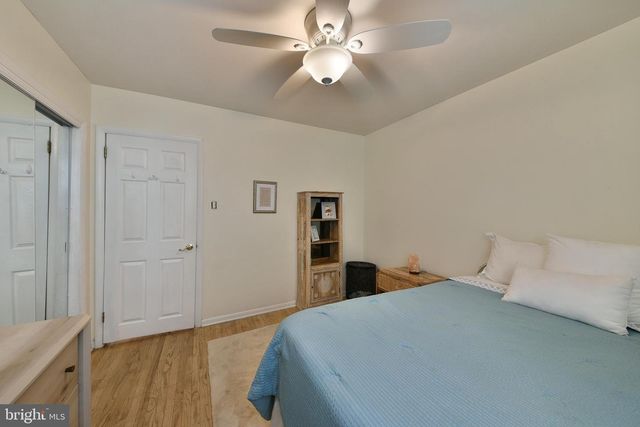 3137 DRAPER ST, Philadelphia, PA 19136