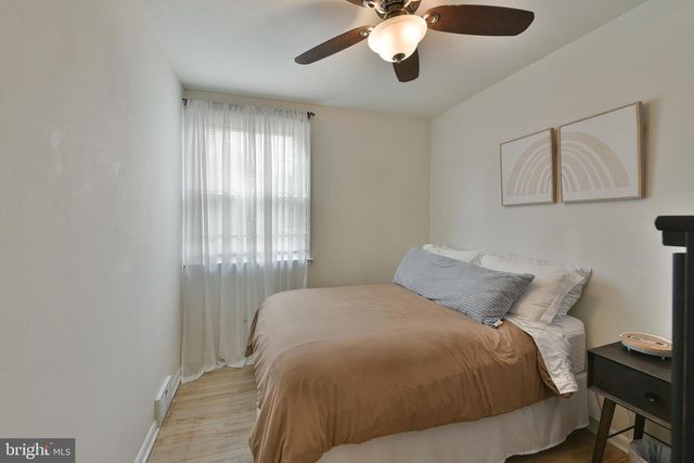 3137 DRAPER ST, Philadelphia, PA 19136