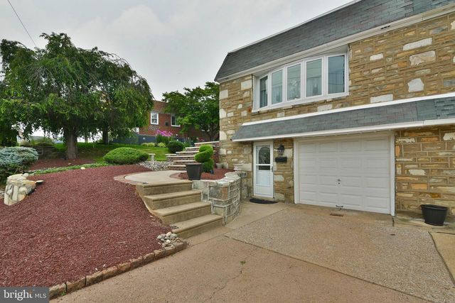 3137 DRAPER ST, Philadelphia, PA 19136
